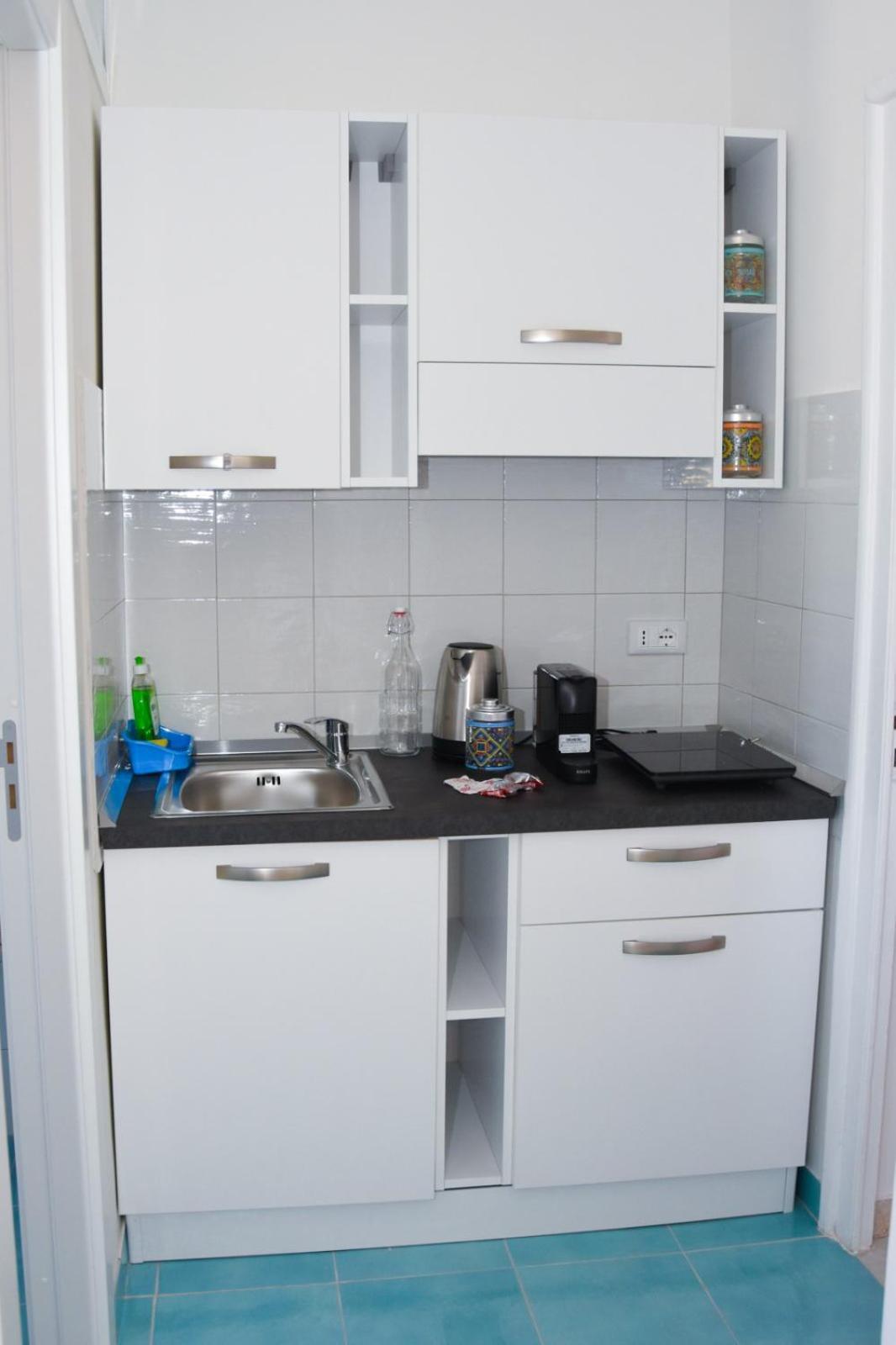 Apartment By The Sea Mondello Beach Palermo Esterno foto