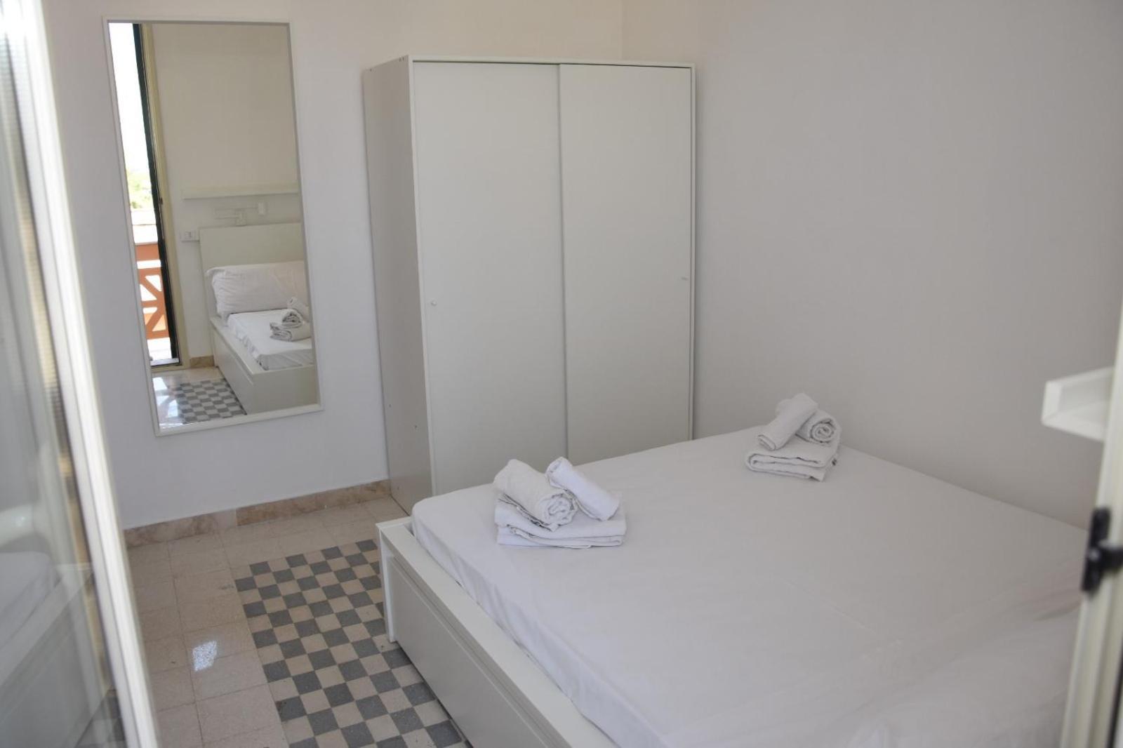 Apartment By The Sea Mondello Beach Palermo Esterno foto