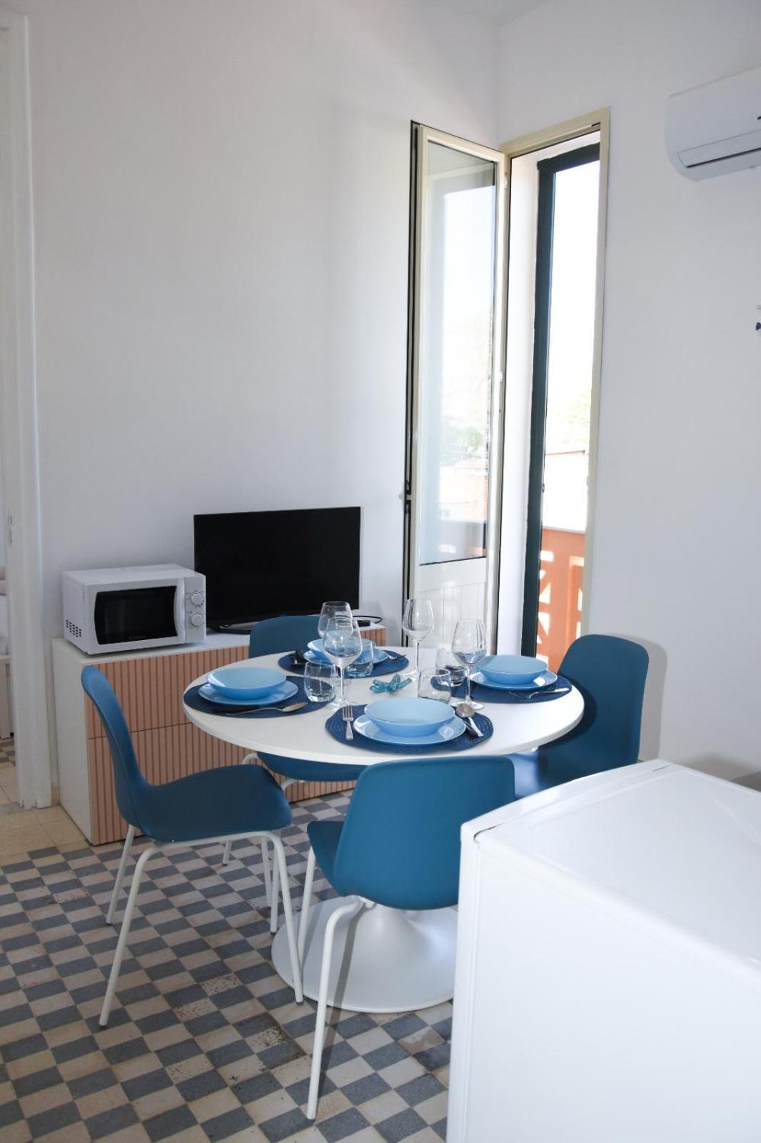 Apartment By The Sea Mondello Beach Palermo Esterno foto